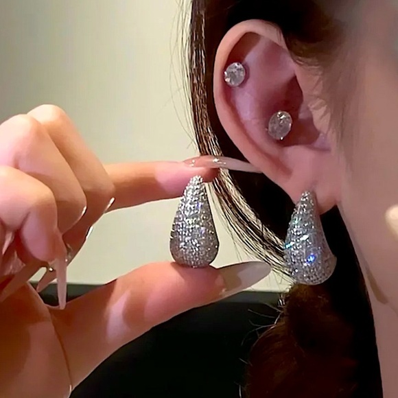 Silver Zircon Water Drop Earrings Luxury Exquisite Tear Bottega - Picture 2 of 10